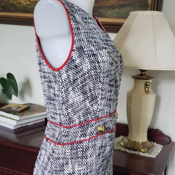 Tweed Dress - Picture 3 of 7